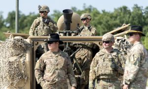 Amerikai és Magyar Katonák Közös Kiképzése A Bakonyban