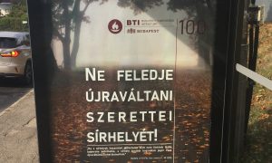 Fidesz-közeli cég kampányol a budapesti temetkezési társaságnak a buszmegállókban