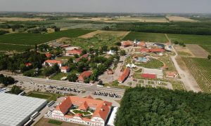 Népnemzeti élményközpont 30 milliárd adóforintból - drónvideón mutatjuk a lakiteleki Hungarikum Ligetet