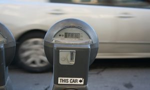 Rosszul működő parkolóórákkal húzzák le az angol autósokat