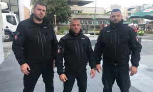 A Ligetben is felvonuló volt ultrához kötődő biztonsági cég védte a WHB-s alapkőletételt Szegeden
