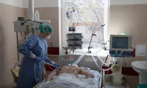 Letagadta a 10 milliárd forintért beszerzett lélegeztetőgépek karbantartására kötött szerződést a kórházi főigazgatóság