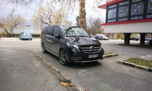 Tízmilliókba kerülnek a kazincbarcikai polgármesternek és helyettesének bérelt autók