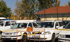 Elárverezték Szolnokon a megyei rendőr-főkapitányság használt járműveit