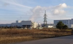 Samsung-gyár: a gödieknek zaj és szennyvíz, a kormánynak kedves cégeknek megbízások jutnak