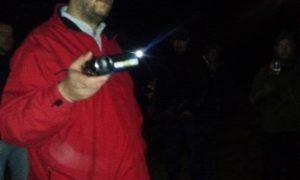 Videón a szélsőjobboldali államrend működése: rendőri kísérettel intézkedik Orosz Mihály Zoltán