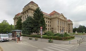 Hallgatnak a kitoloncolt egyetemi diákról Debrecenben, migránsozás Szegeden