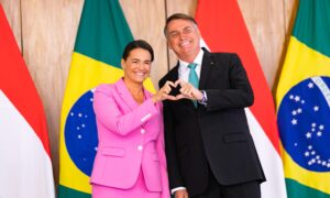 Novák Katalin honvédségi Falconnal ment Bolsonarohoz tárgyalni Brazíliába