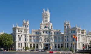 Vissza a múltba: az új madridi polgármester felpörgetné az autós forgalmat a városközpontban