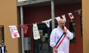 Bíróság elé került egy francia polgármester, aki megtiltotta a növényvédő vegyszerek használatát a lakóházak közelében