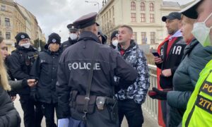 Kormányzati szinten harcol Csehország az orosz háborús dezinformáció ellen