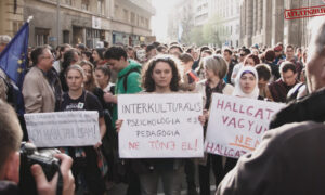 Átláthatóság, autonómia és szolidaritás - Szerdán is tüntettek a diákok