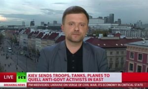 A saját farkába harapó kígyó története: lengyel nacionalista képviselő lett a Kreml embere Varsóban