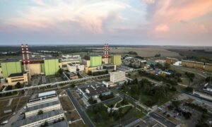 21 millió forintért végez közvélemény-kutatást a kormányközeli Századvég a Paksi Atomerőműnek