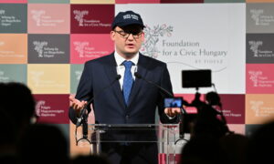 KavecsÁnszki Ádám