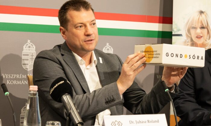850 millióba kerül a Gondosórával kapcsolatos kampány, ennek a része lehet a kormányt dicsérő hírlevél ajánlása is