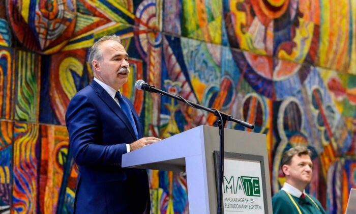 Az Állatorvostudományi Egyetem után az agráregyetem is Mészároséktól bérel autókat