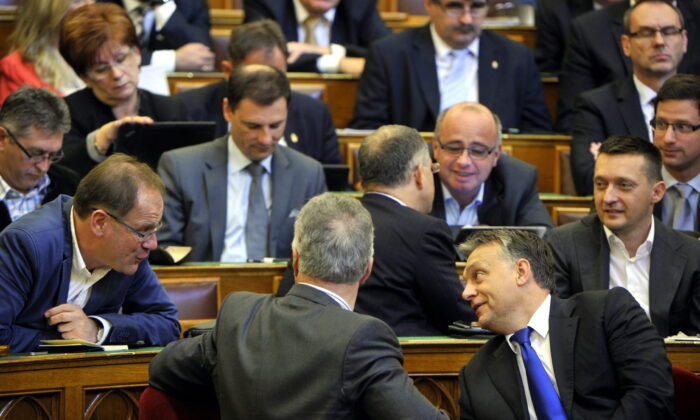 A kormány lesöpörte az Integritás Hatóság közpénzek felelős felhasználását célzó javaslatait