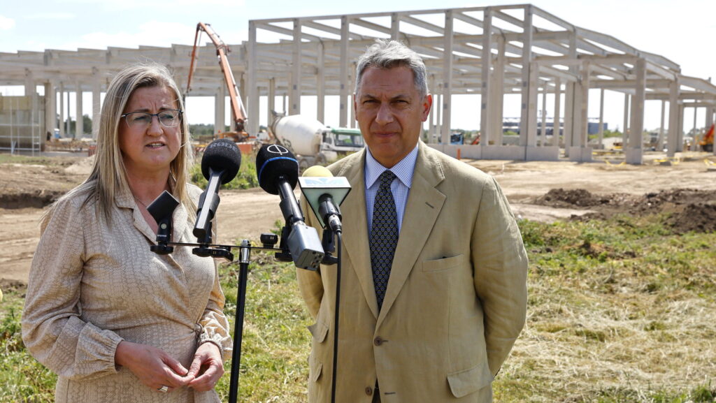 LÁzÁr jános; farkas Éva erzsébet