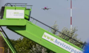 Menetrend szerinti járatot indított a wizzair