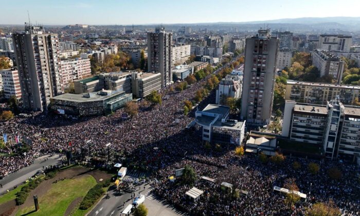 Nincs jele annak, hogy kifulladna a tiltakozás Szerbiában - videóriport