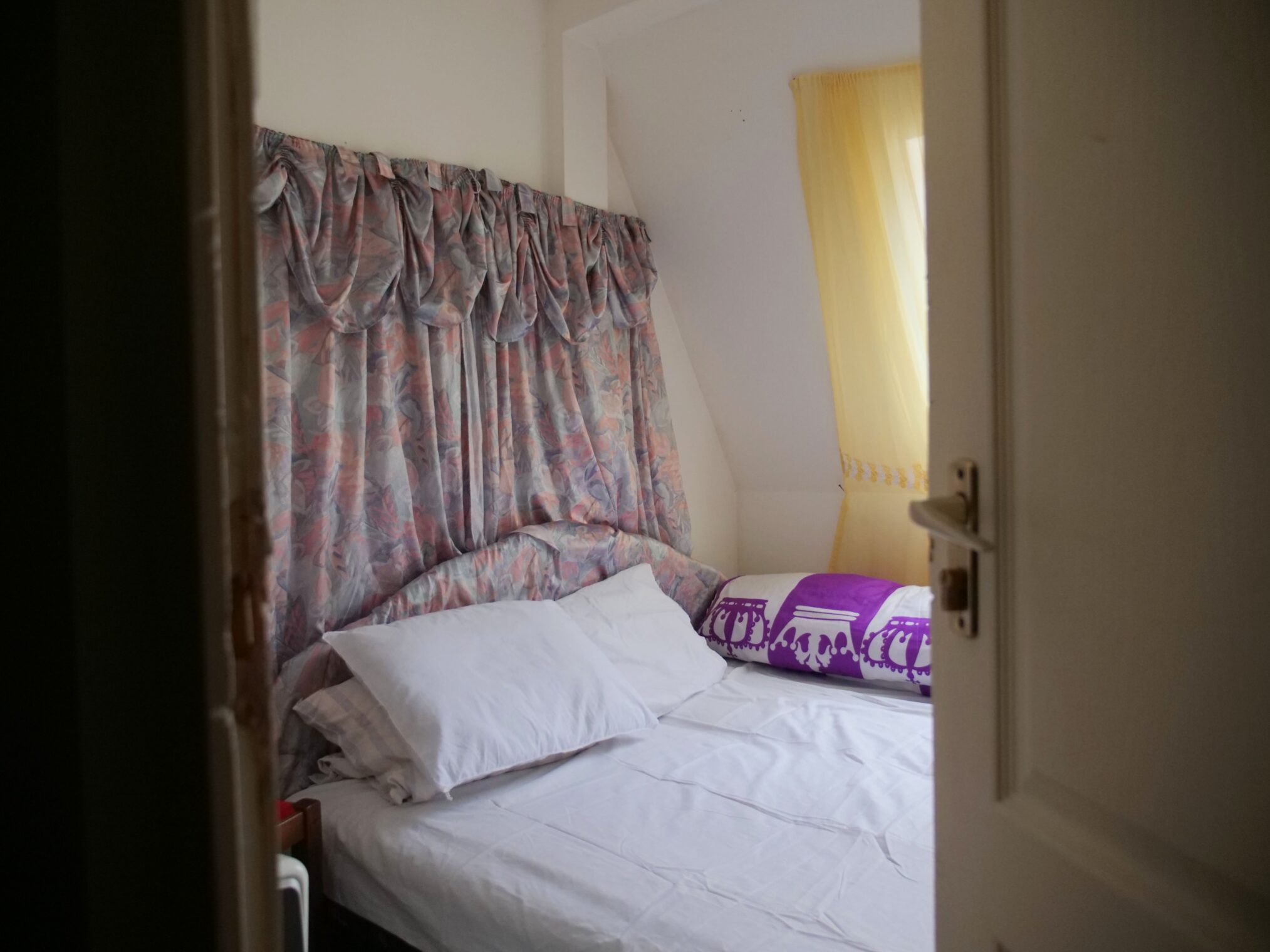 Kárpátaljai menekültek egy budafoki munkásszállón