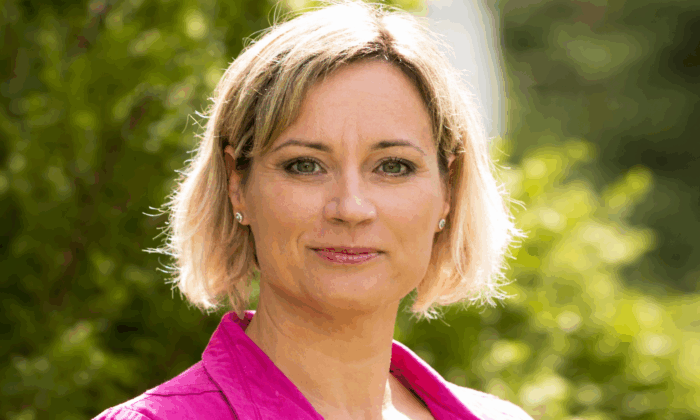 „Ő akarta”, „a vérében van”, „csak segíteni akartam” – így hárítják a felelősséget a gyermekprostitúció haszonélvezői