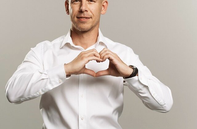 Akkugyár az Átlátszó ellen, szexvideó Magyar Péterről