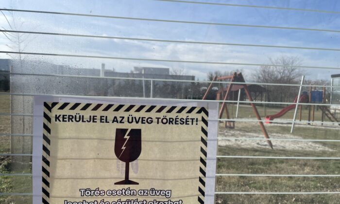 Súlyos iparbiztonsági mulasztásokkal is veszélyezteti a lakosságot a gödi akkugyár