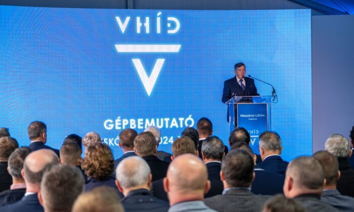 Egyajánlatos tenderen húzott be ötmilliárd forint értékű megbízást Mészárosék V-Hídja a MÁV-tól