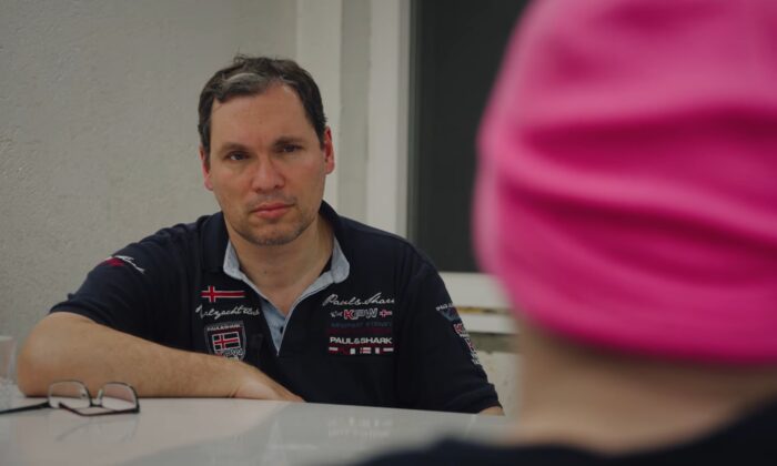 „A vámpírok nem szeretik a napfényt” – így bénították meg a szavazatvásárló gépezetet az őrszemek