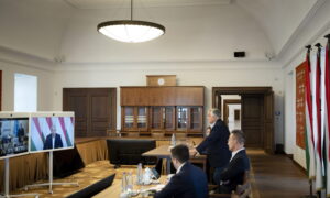 SZIJJÁRTÓ Péter; BÓKA János; ORBÁN Viktor
