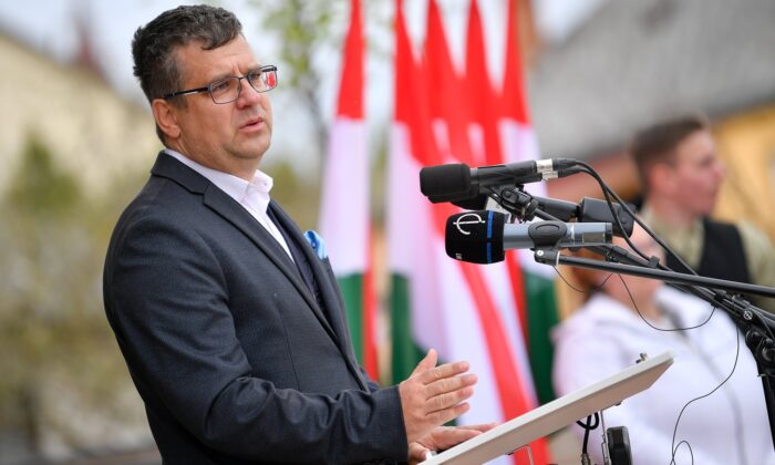 Több mint ügyvéd, több mint miniszter: másfél évtized Seszták-ügyei az Átlátszón