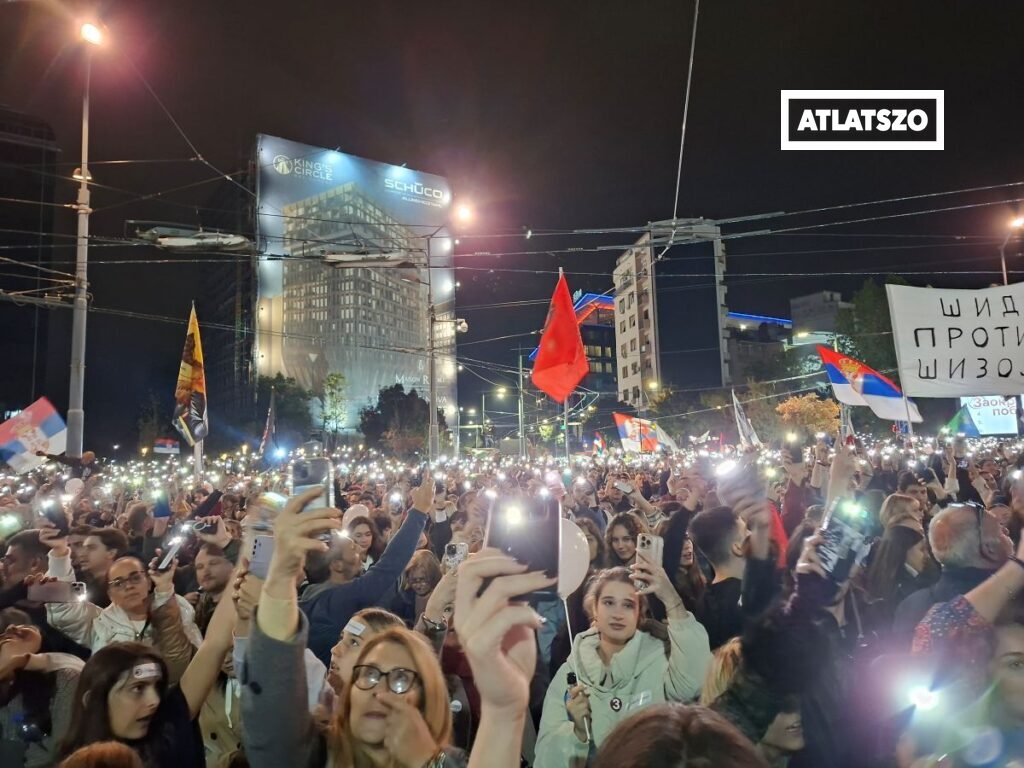 Ellenzéki kampányzáró Belgrádban