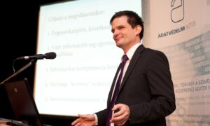 Jóri András